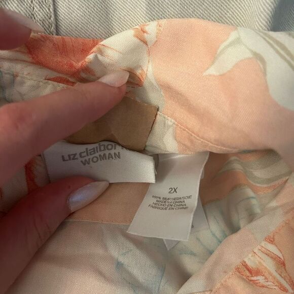 Liz Claiborne Silk Orange Floral Button Down 2X - Picture 4 of 4